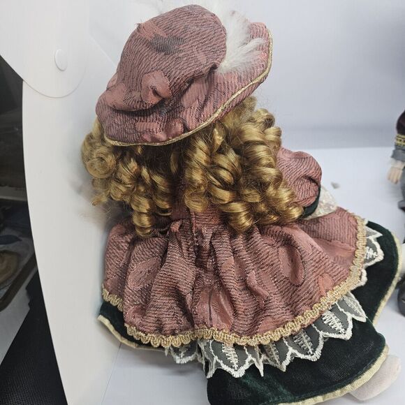 Cathay Collection Porcelain Dolls Kissing Boy And Girl - Picture 4 of 16